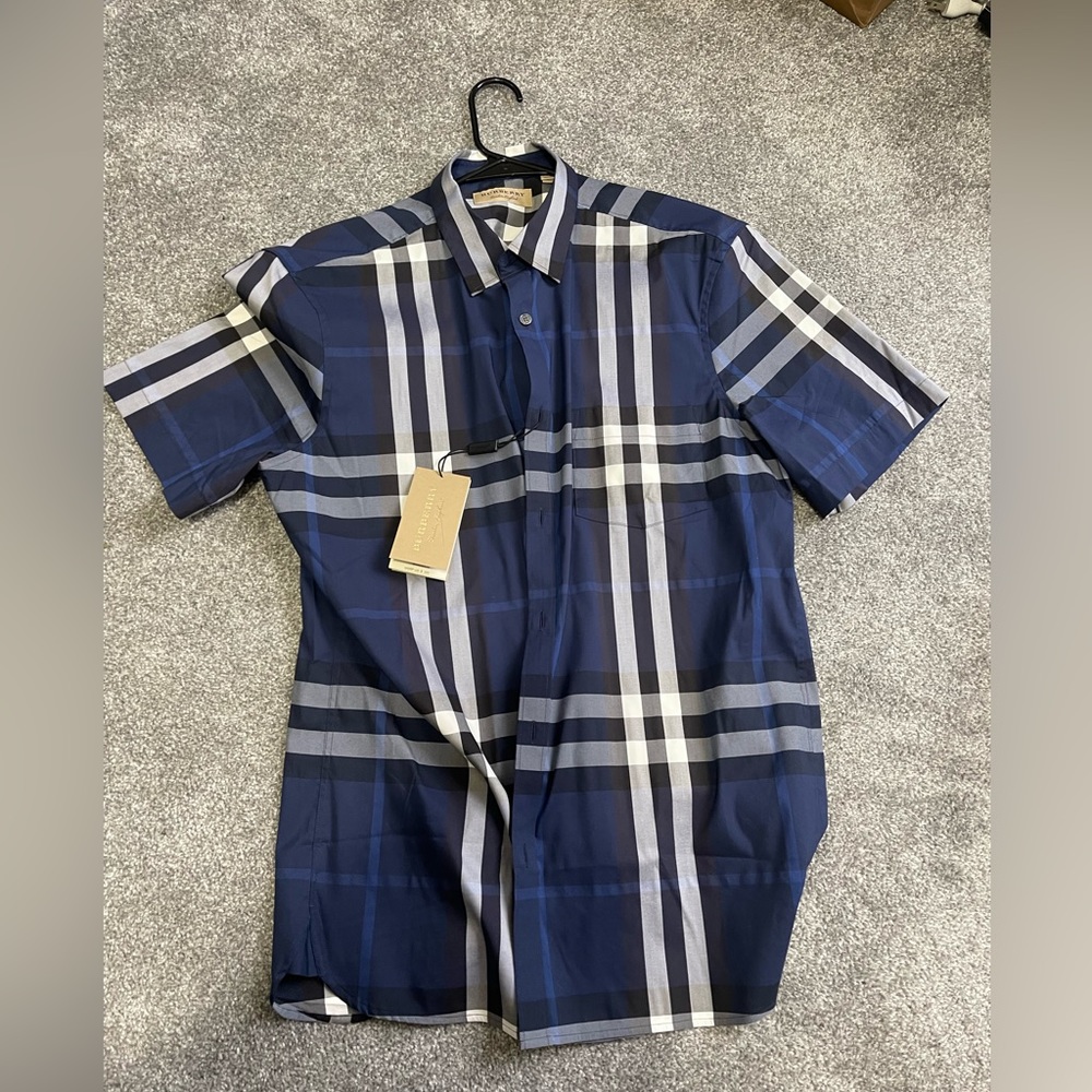 Brand new mens Burberry shirt size XL.